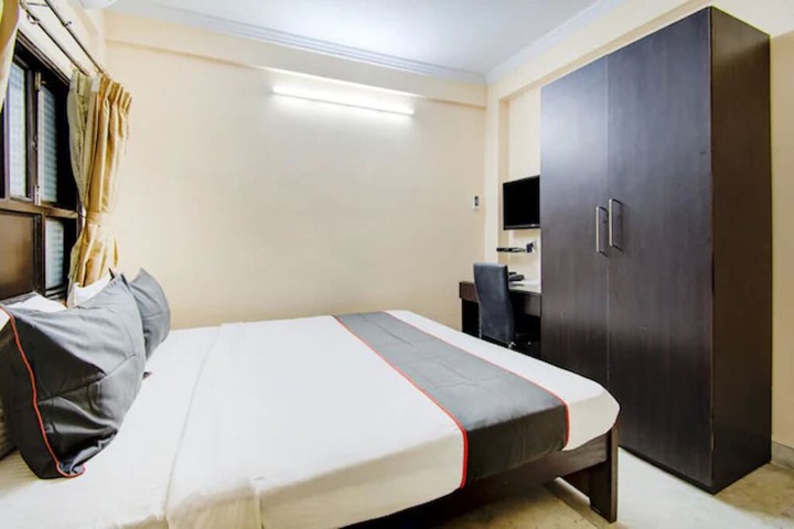 Room 6 of 22