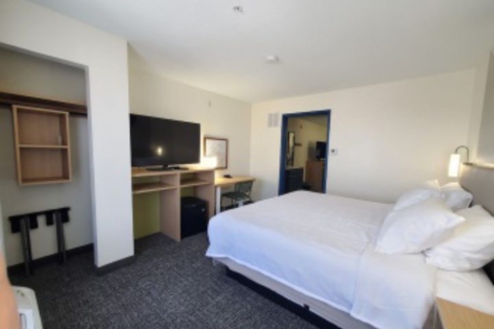 Room 178 of 336
