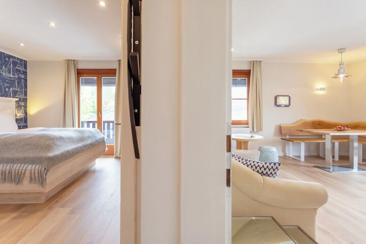 Room 9 of 26