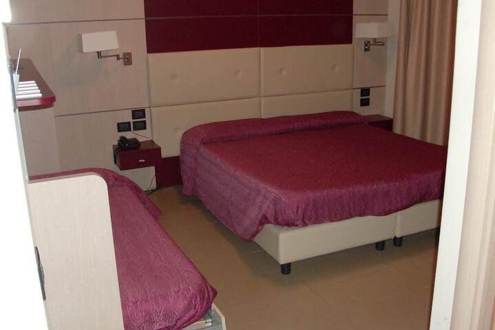 Room 22 of 41