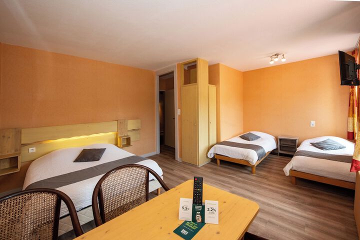 Room 4 of 19