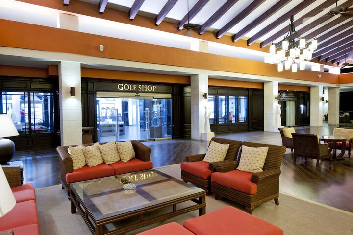 Hotel Interior 8 of 161