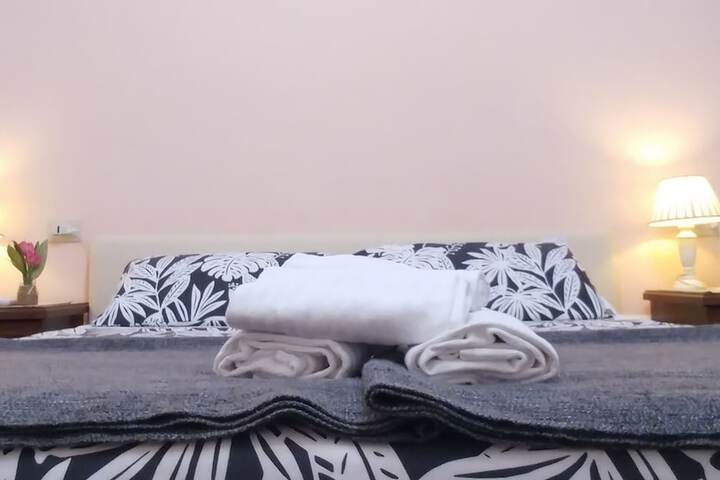 Room 11 of 26