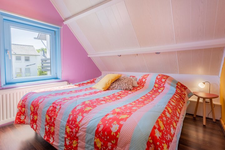 Room 15 of 42