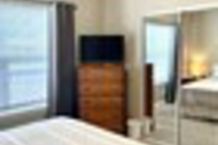 Room 8 of 78