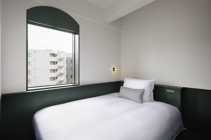 Room 6 of 61