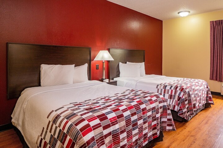 Deluxe 2 Double Beds (8 of 13)