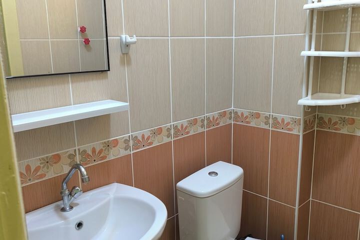 Room 42 of 63