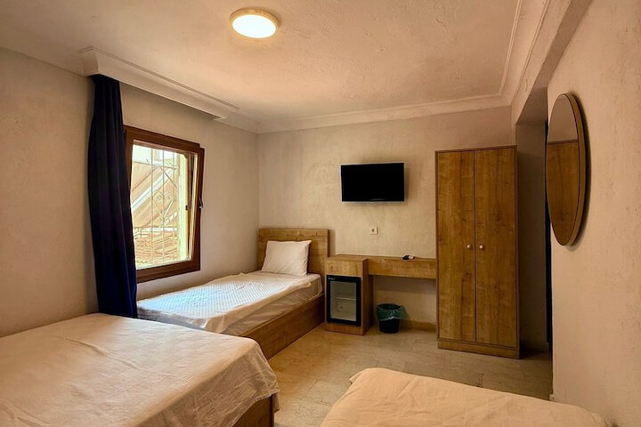 Room 12 of 39