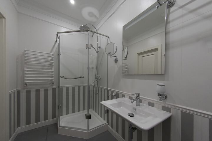 Room 19 of 32