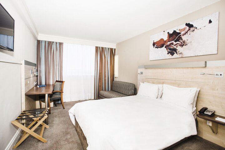 Room 7 of 67