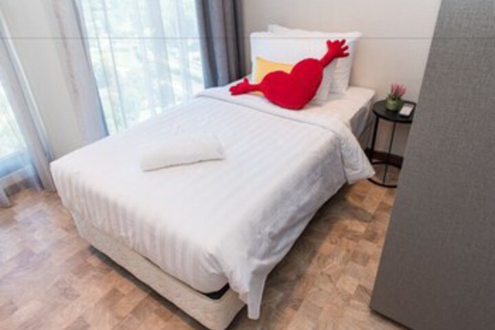 Room 42 of 58