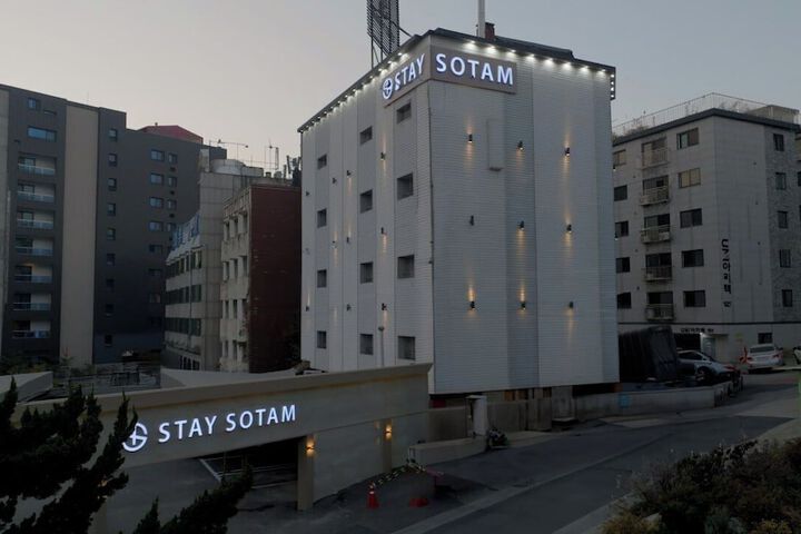 Hotel 30 of 31