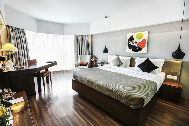 Room 28 of 63