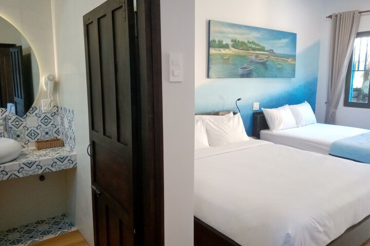 Room 5 of 178