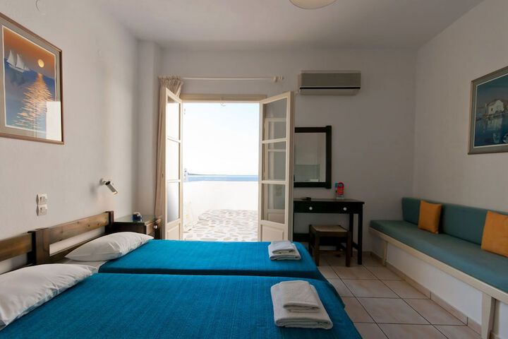 Room 3 of 3