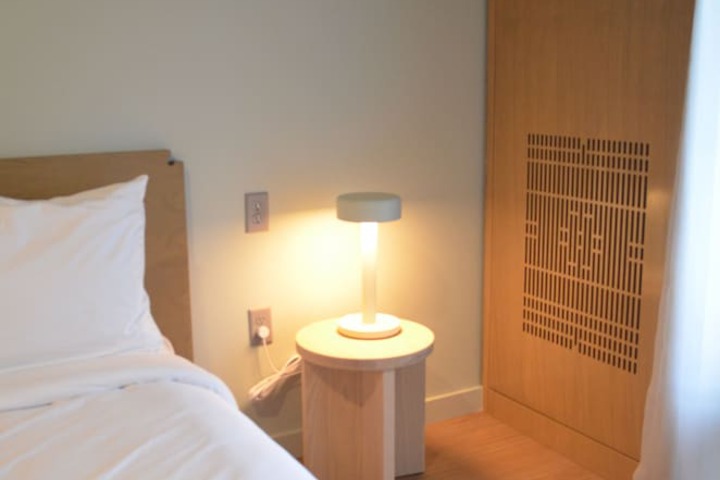 Room 6 of 96