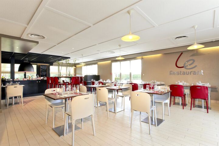 Dining Photos