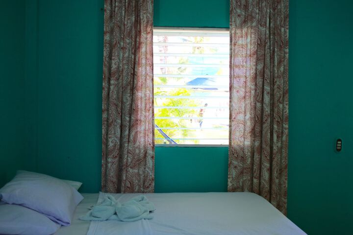 Room 19 of 68