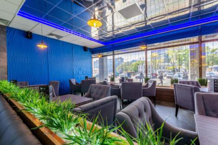 Lounge 5 of 45