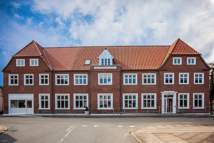 Skovsgård Hotel in Brovst
