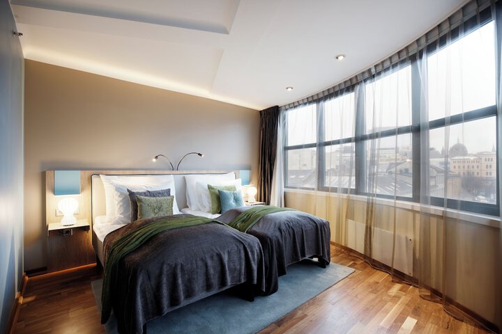 Room 25 of 108
