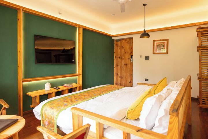 Room 27 of 123