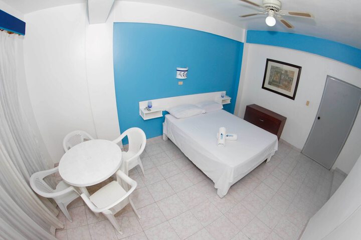 Room 11 of 51