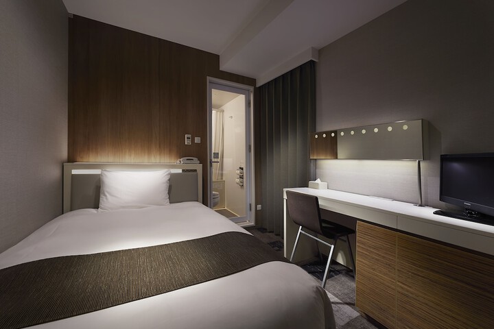 Room 5 of 30