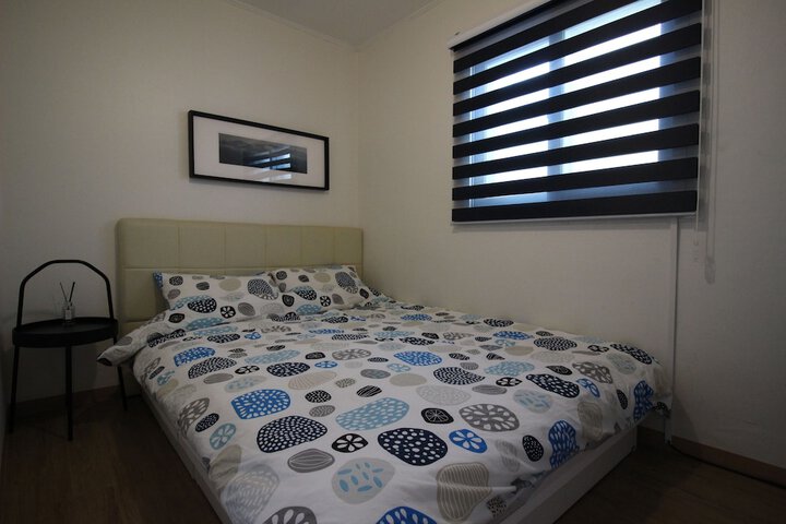 Room 13 of 86