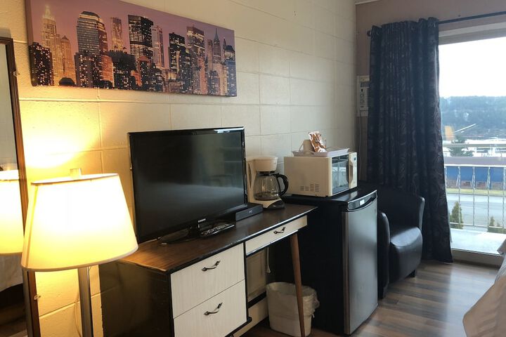 Room 26 of 61