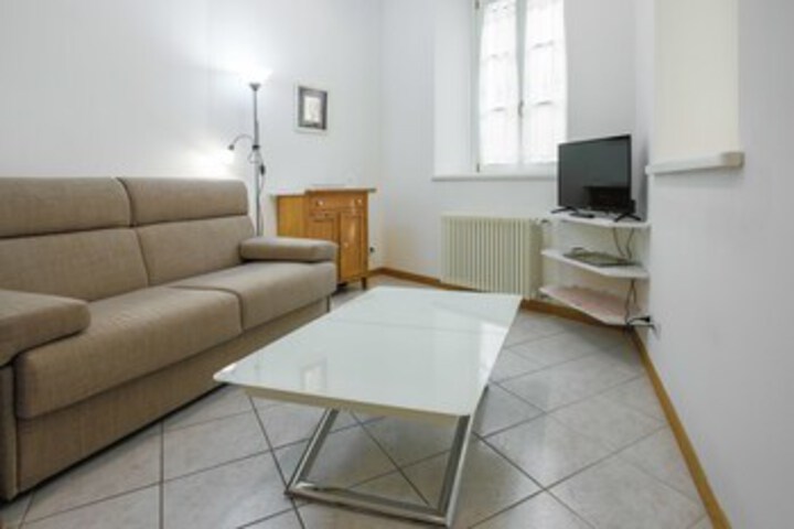 Room 8 of 20