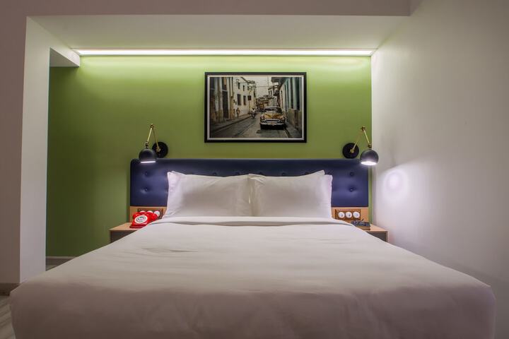 Room 7 of 38