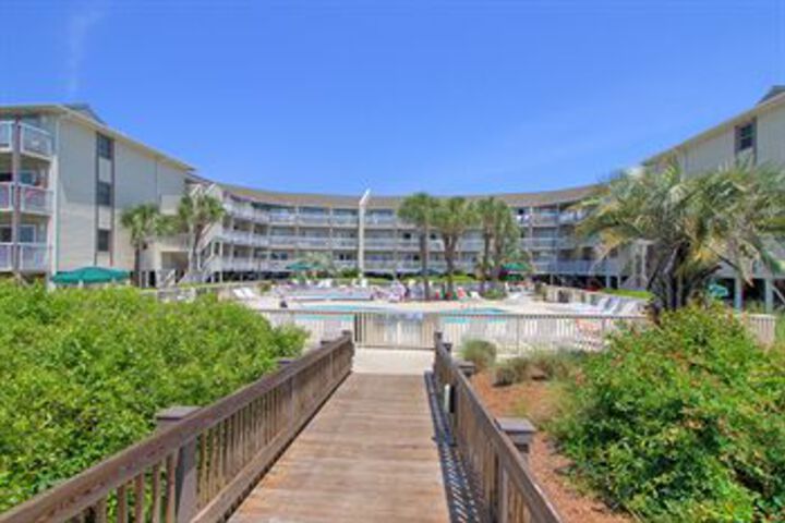North-South Forest Beach Plantation by Hilton Head Accomm.