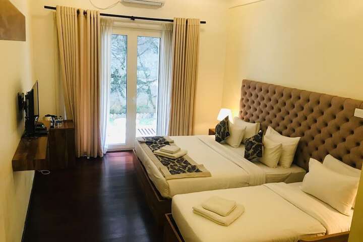 Room 3 of 15