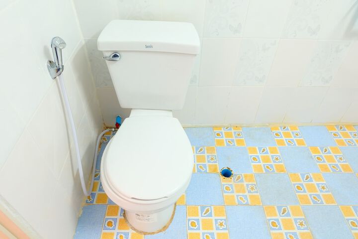 Room 8 of 9