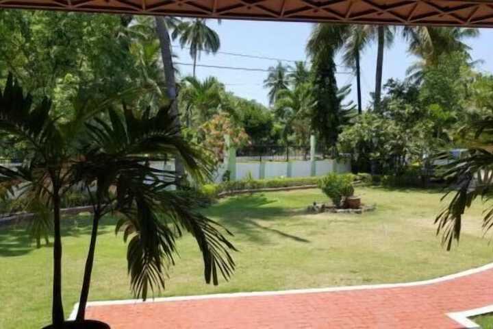 Property Grounds 22 of 31
