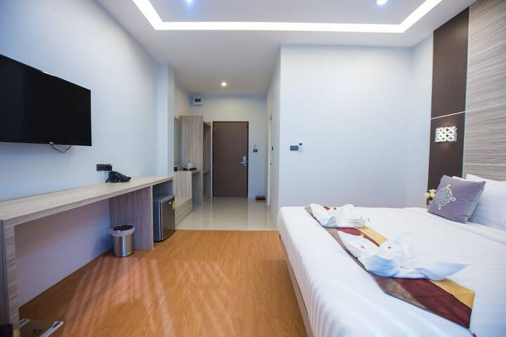 Room 16 of 83