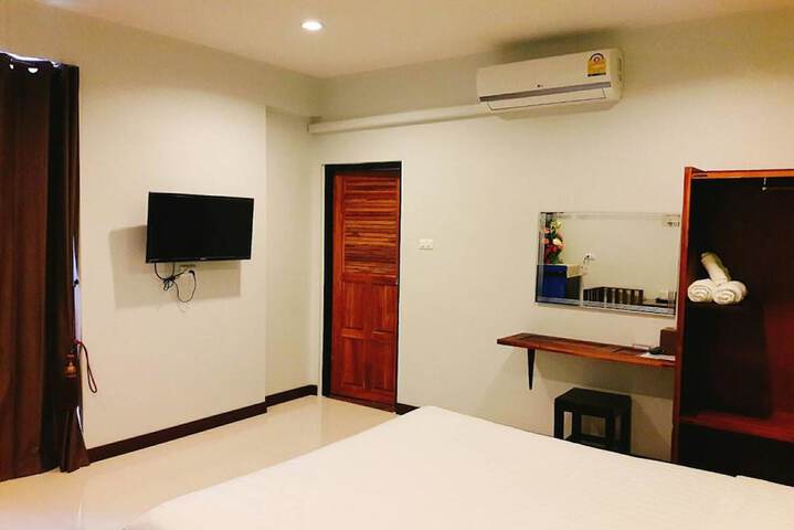 Room 18 of 67