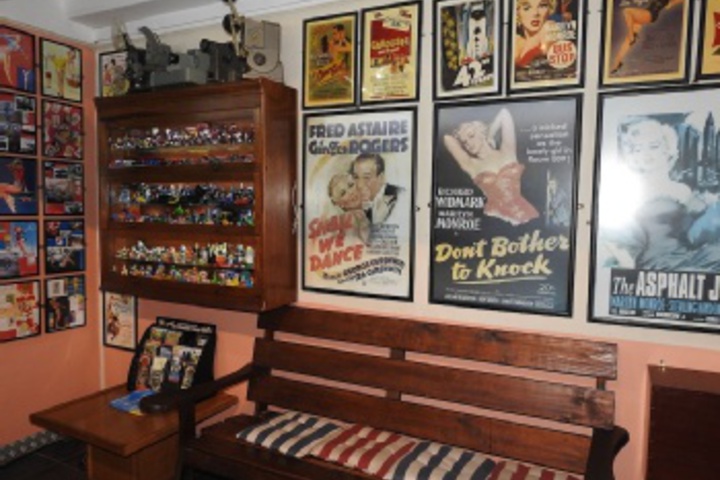 Hotel Interior 46 of 204