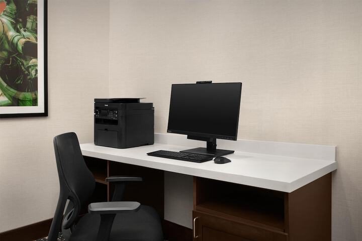 Business Center 52 of 55
