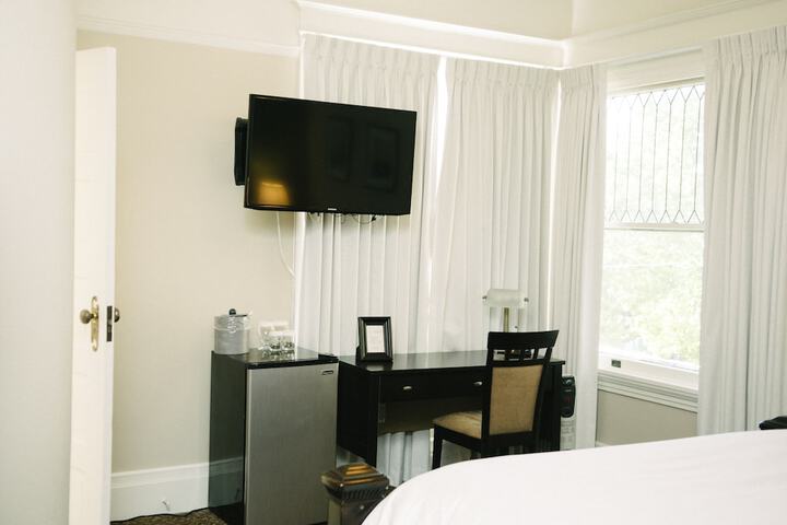 Room 12 of 47