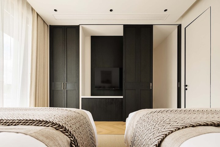 Room 32 of 110