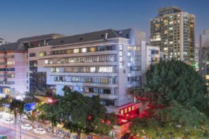 Royal Court Hotel(Fuzhou Wuyi Square)