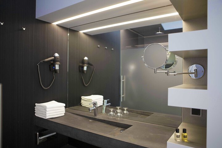 Clean Restrooms