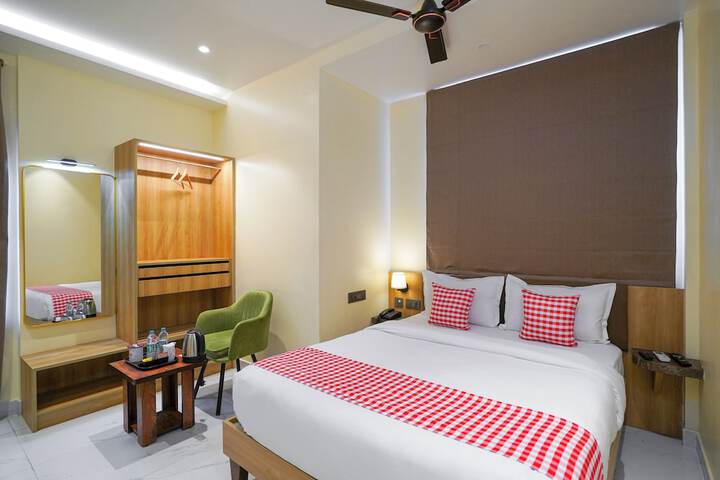 Room 8 of 23