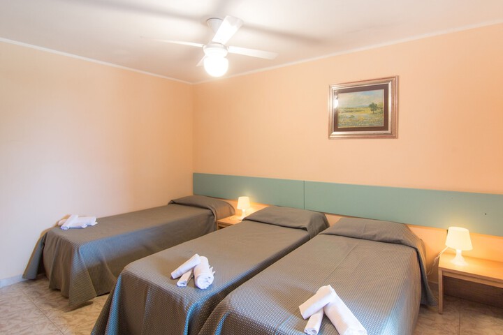 Room 6 of 54