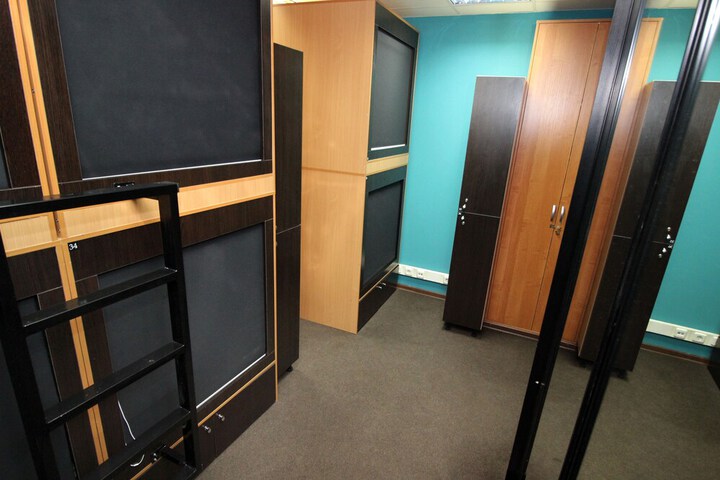 Room 11 of 45