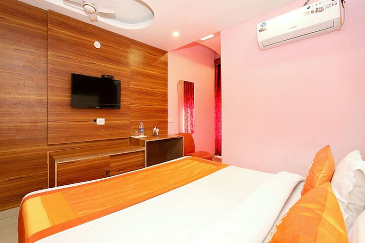 Room 19 of 29