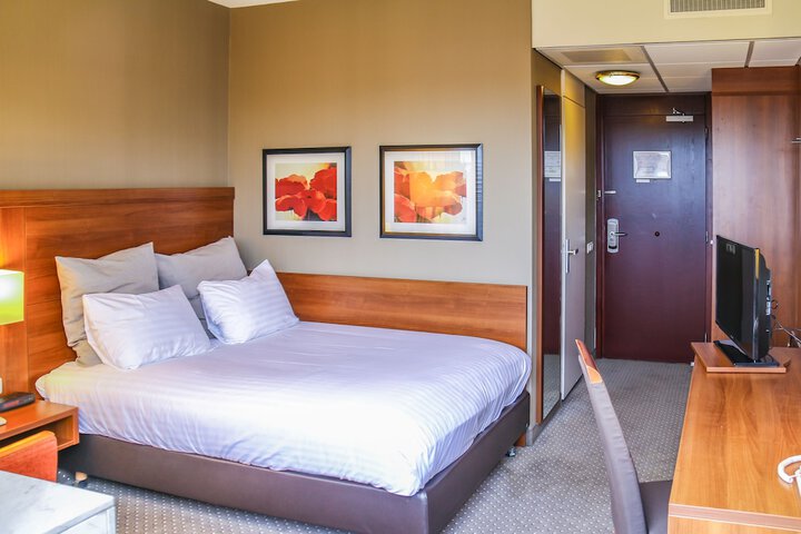 Room 22 of 158